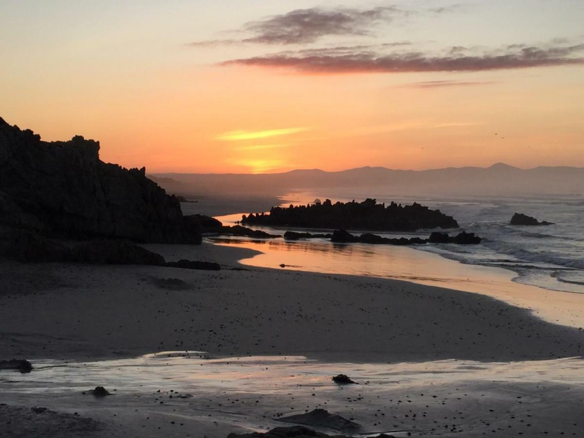 Troon Beach Cottage Hermanus Kültér fotó